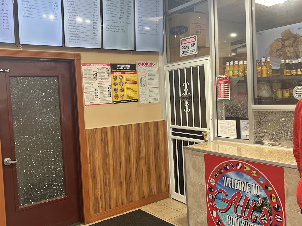 Ali's Roti Shop